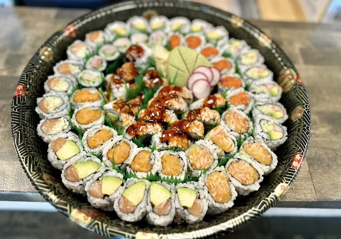 Moshi Moshi Sushi And Ramen (LBNY) Picture 3