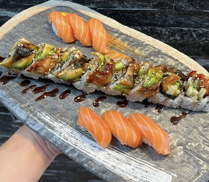 Moshi Moshi Sushi And Ramen (LBNY) Picture 5