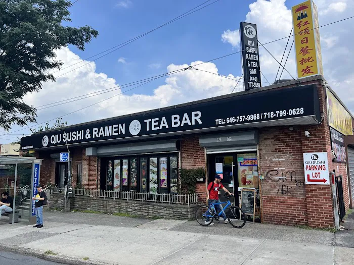 Qiu Sushi and Tea Bar Picture 2