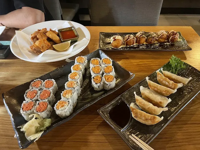 Ooi Sushi & Bar Picture 4
