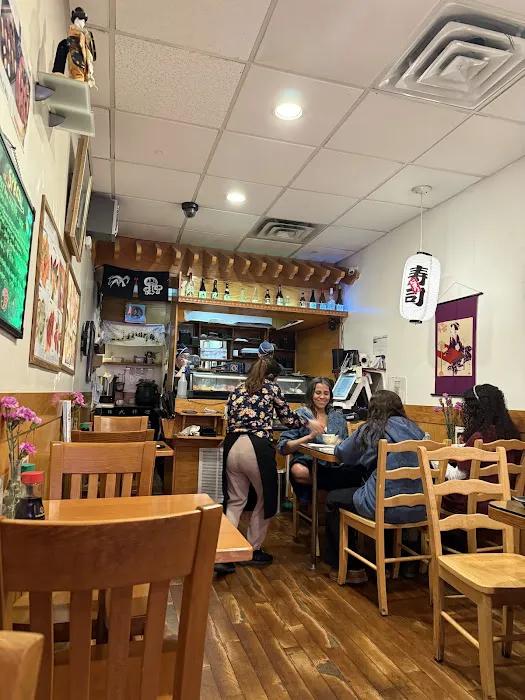 Bai Sushi Japanese Restaurant Picture 1
