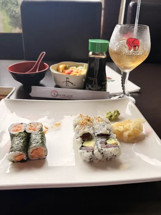 Sushi Palace Picture 2