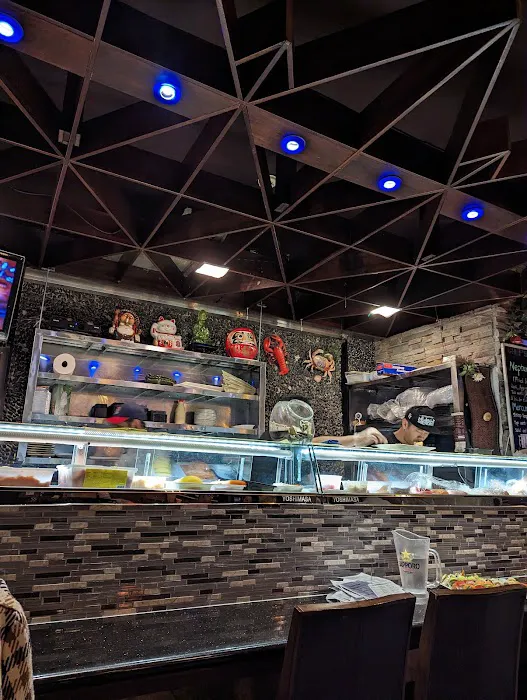 Sushi Palace Picture 9