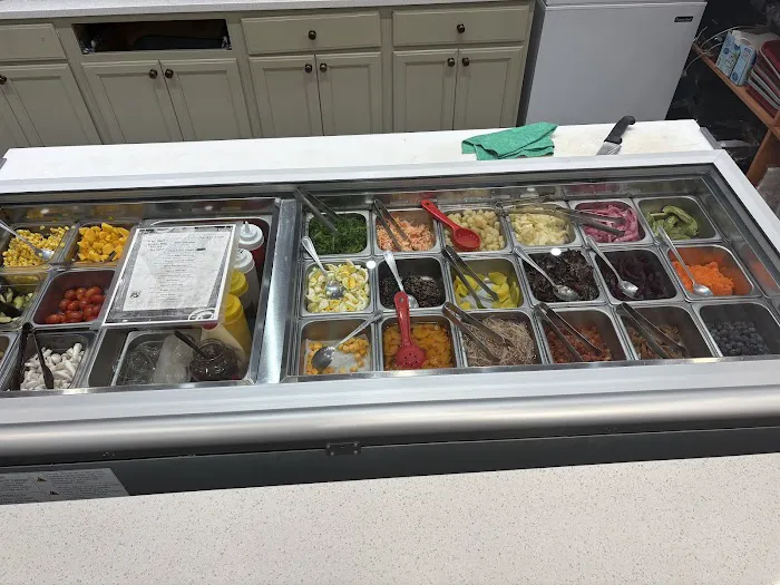 Poke Frisee ( ROCKVILLE CENTRE) Picture 4
