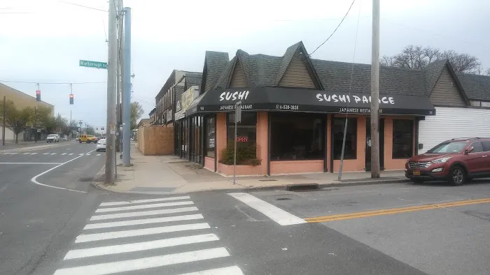 Sushi Palace Picture 2