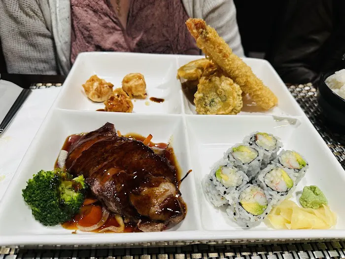 Kaji Sushi and Lounge Picture 1