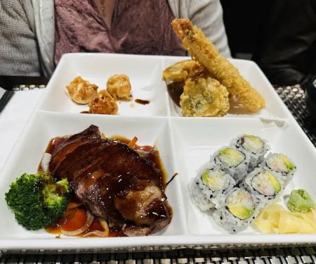 Kaji Sushi and Lounge