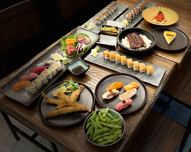 Nami Sushi Picture 3