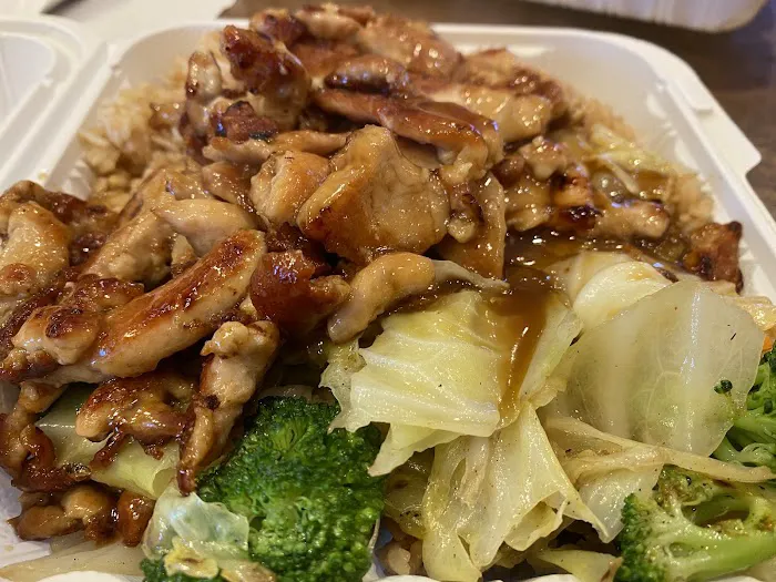 Mufu Hibachi & Sushi Picture 4