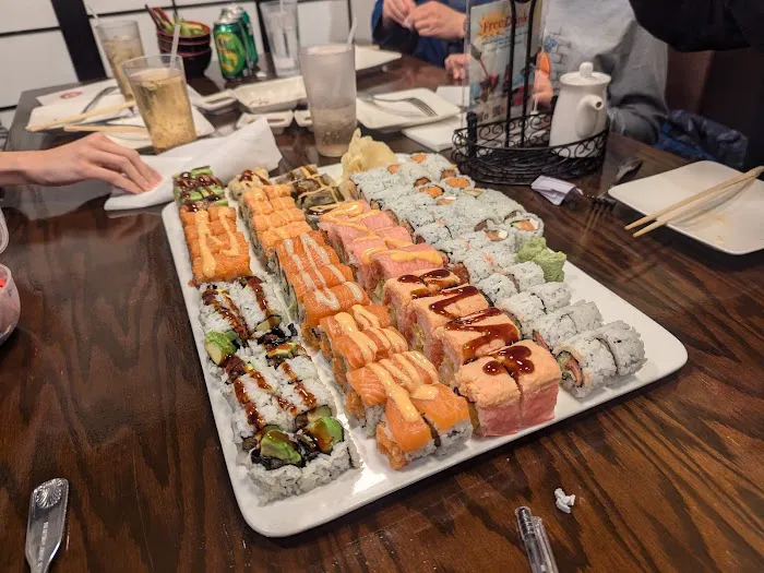 Sushi Republic Picture 1