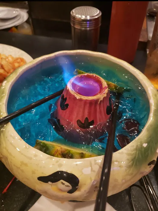 FYHRE Hibachi Sushi Lounge Picture 10
