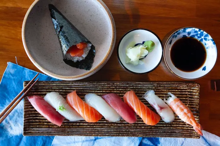 Ocean Code Handroll Bar Picture 6