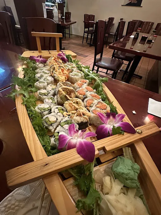 Shinsena Sushi Picture 1