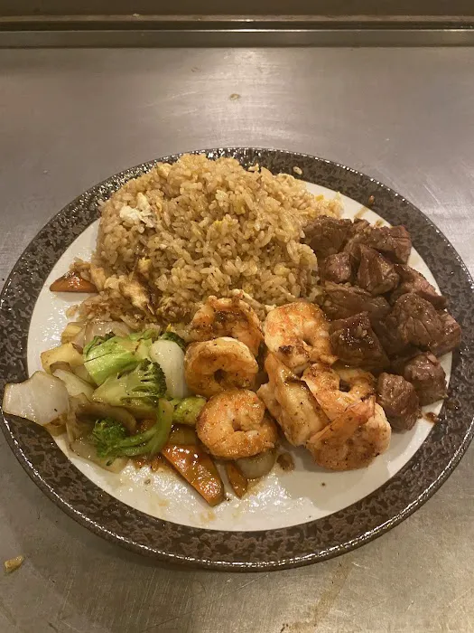 SUKI: Japanese Hibachi, Ramen Noodles, and Tea House Picture 6