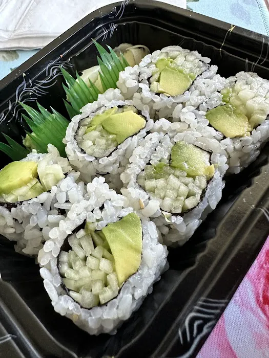 River Sushi Picture 10