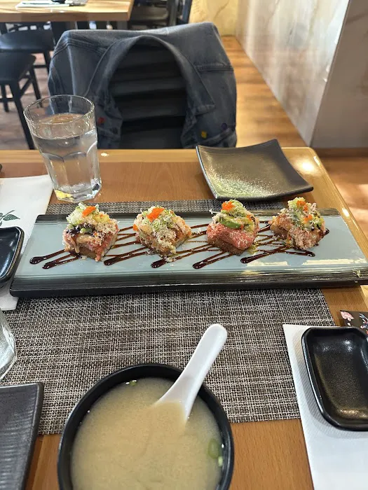 Mizu Hibachi & Sushi Picture 1