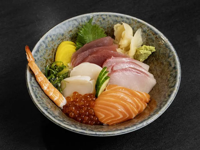 Mangetsu Sushi Picture 3