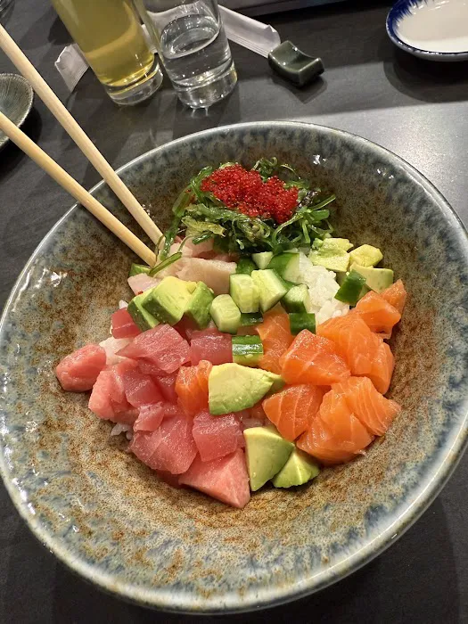 Mangetsu Sushi Picture 10