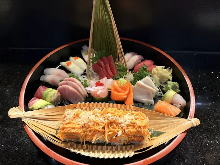 Aki Japanese & Asian Cuisine Picture 5