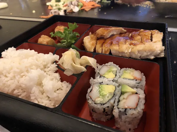 Mt. Fuji Japanese Sushi & Hibachi Restaurant Picture 7
