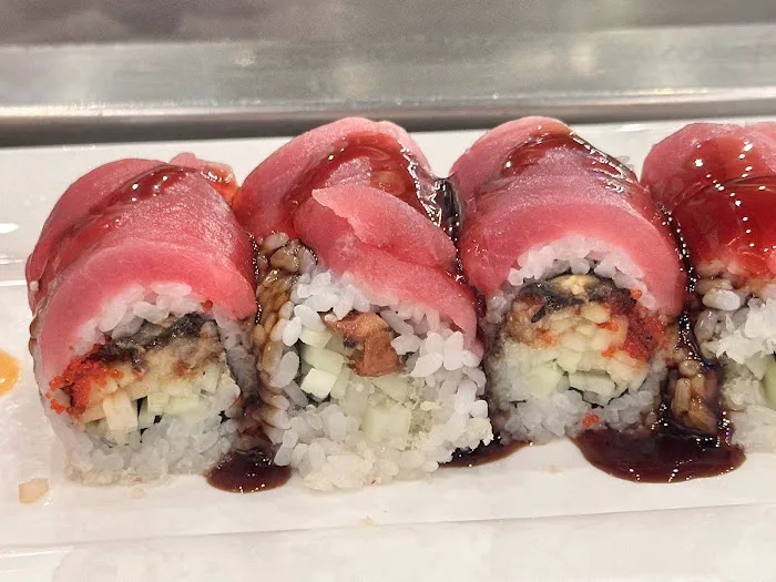 Mt. Fuji Japanese Sushi & Hibachi Restaurant Picture 4