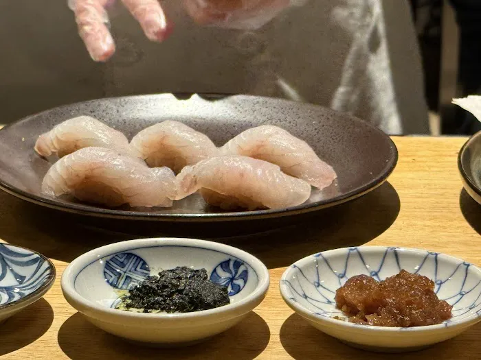 Sushi W - UES Picture 9