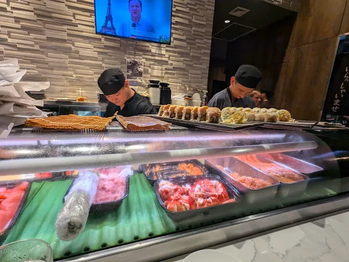 Miko Plainview - Sushi & Hibachi Picture 10