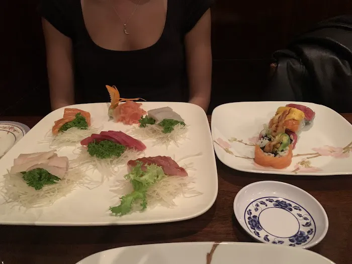 Kado Sushi Picture 1