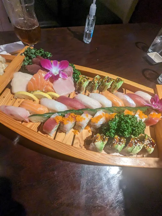 Roppongi Sushi Restaurant Picture 9