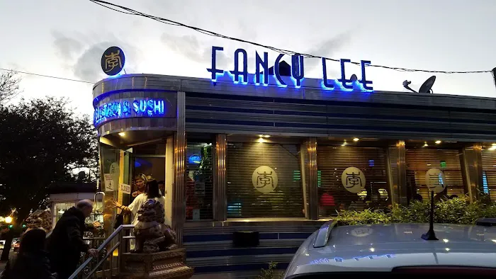 Fancy Lee Asian Bistro 'n' Sushi Picture 1