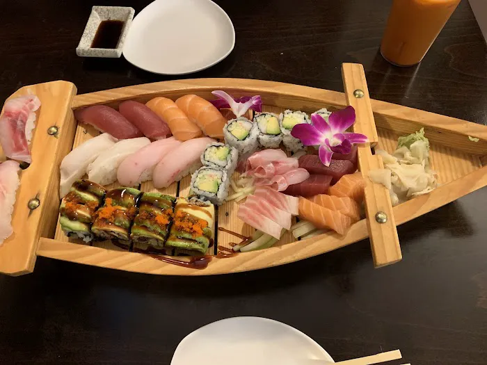 Sushi & Thai Express Picture 1