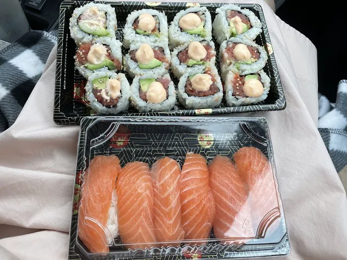 PJ Sushi Picture 4