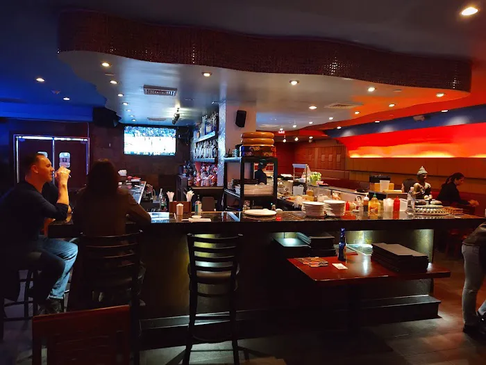 Takumi Sushi Hibachi & Lounge Picture 8