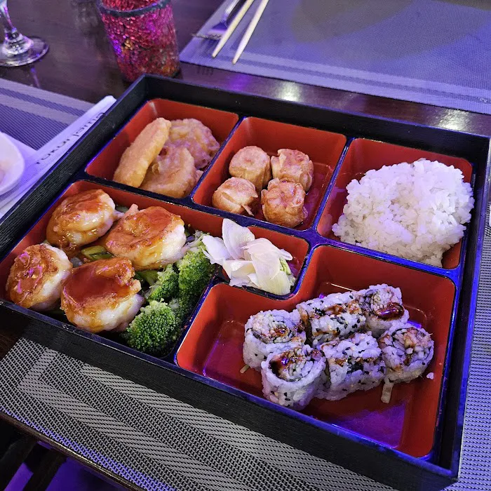 Yokohama Sushi & Asian Fusion Picture 9