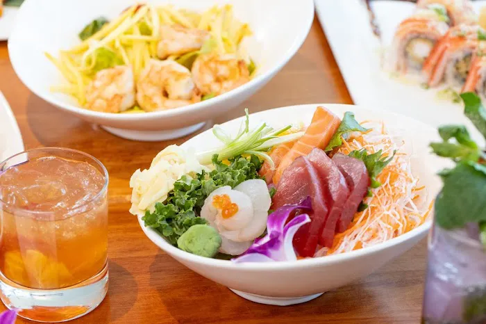Robongi Sushi Wok Grill & Ramen Picture 3