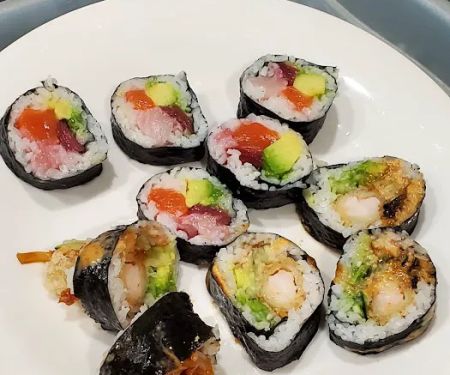 Robongi Sushi Wok Grill & Ramen