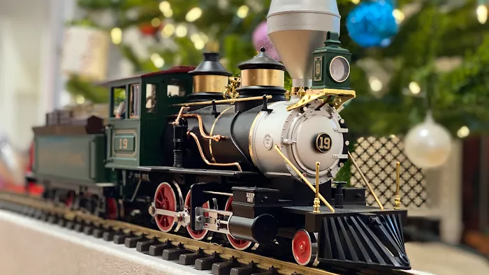 Choo Choo Train Sushi Picture 3