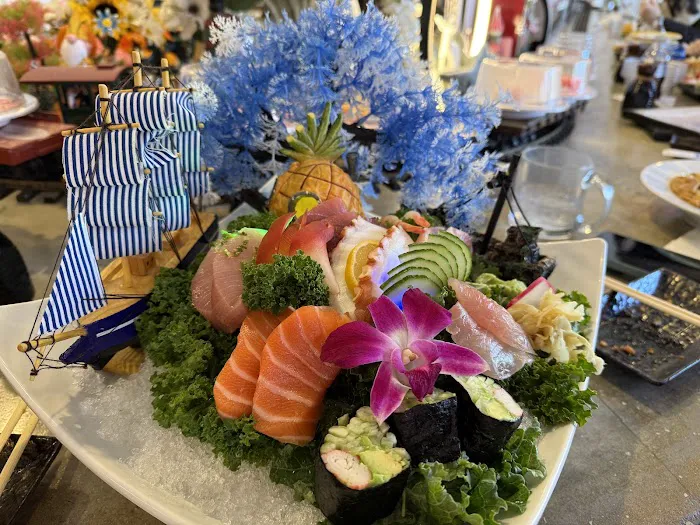 Choo Choo Train Sushi Picture 5