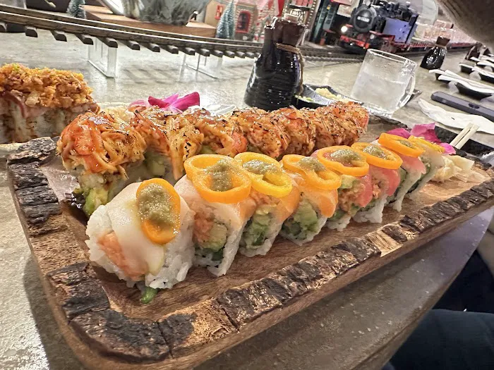 Choo Choo Train Sushi Picture 6