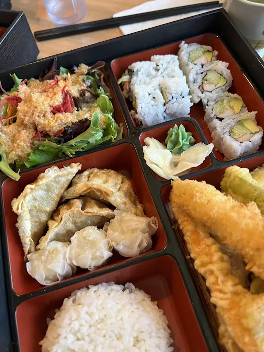Matsuyama sushi & ramen Picture 6