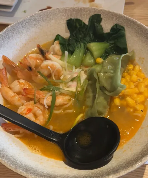 Matsuyama sushi & ramen Picture 8