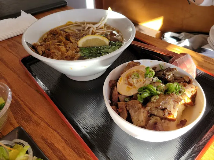 Ramen Azuma Englewood Picture 4