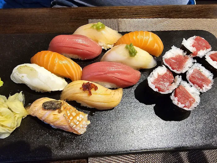 A & A Sushi House Picture 1