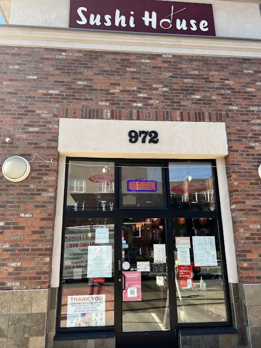 Teaneck Sushi Picture 1
