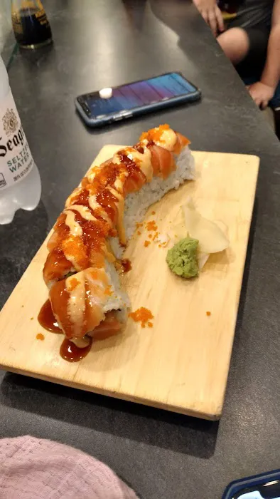 Rock N' Roll Sushi & Noodle Bar Picture 8