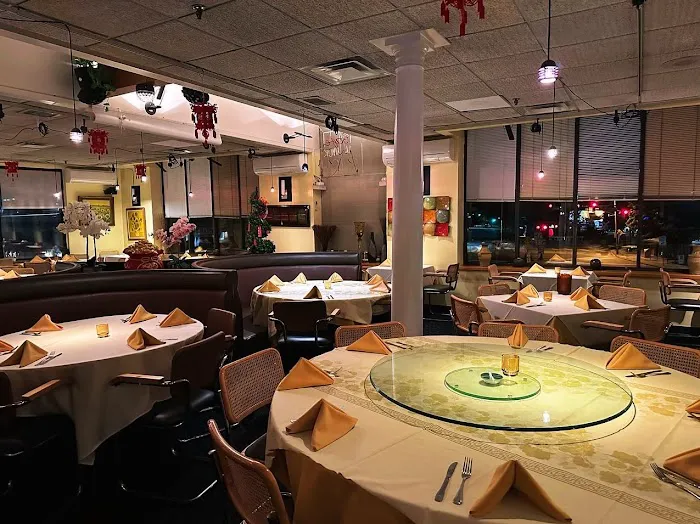 Mr. Wok & Sushi Picture 5