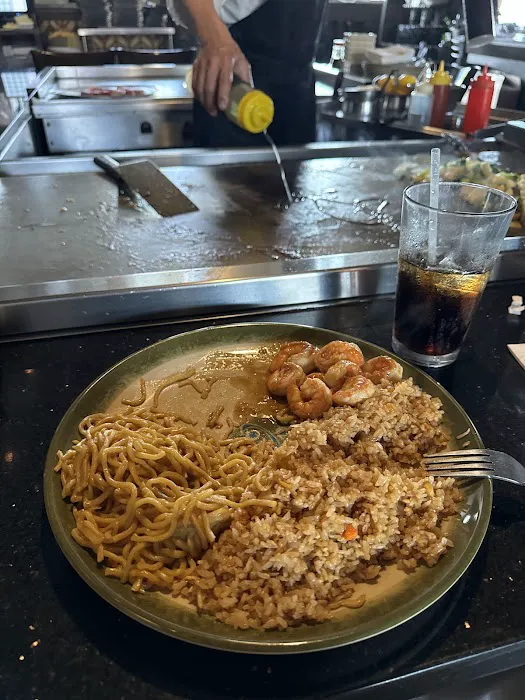 Yumi Asian Bistro Picture 2