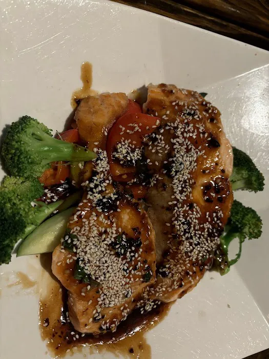 Yumi Asian Bistro Picture 6