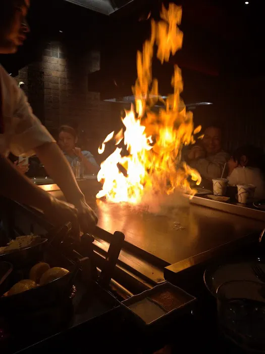 Yumi Asian Bistro Picture 4