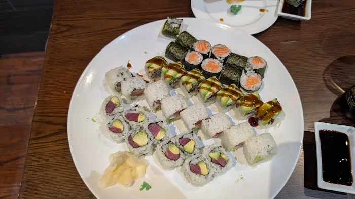 Khangri Japanese sushi Picture 3